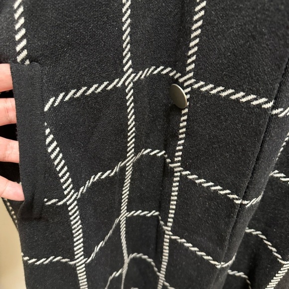 Rachel Zoe Sleeveless Collared Plaid Windowpane Long Blazer Black Vest 3X NWT - Picture 8 of 10